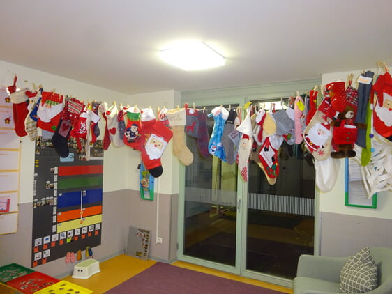 Nikolaussocken im Eingangsbereich