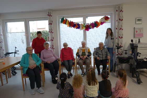 Haus 1 zu Besuch in der Pflege-WG